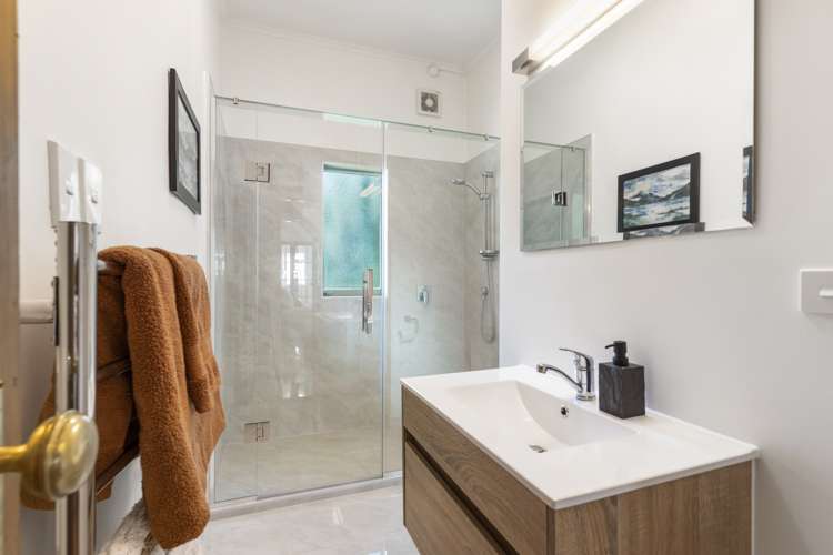 4 Parkhill Road Morningside_13