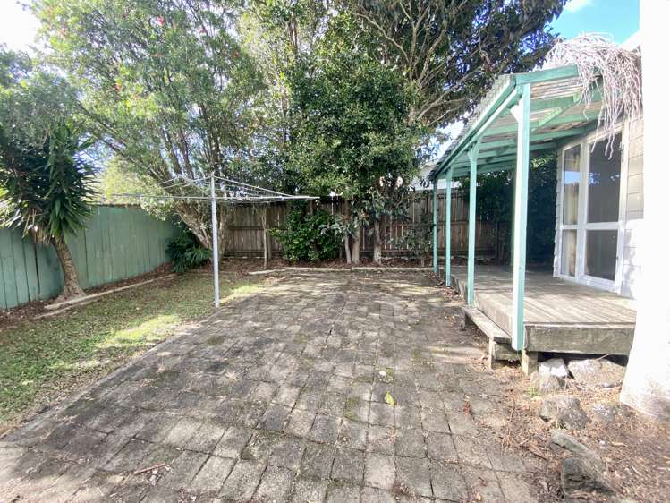 44 Universal Drive Henderson_14