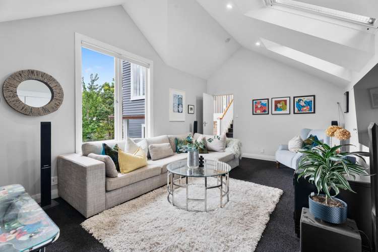 16 Golf Road Epsom_23