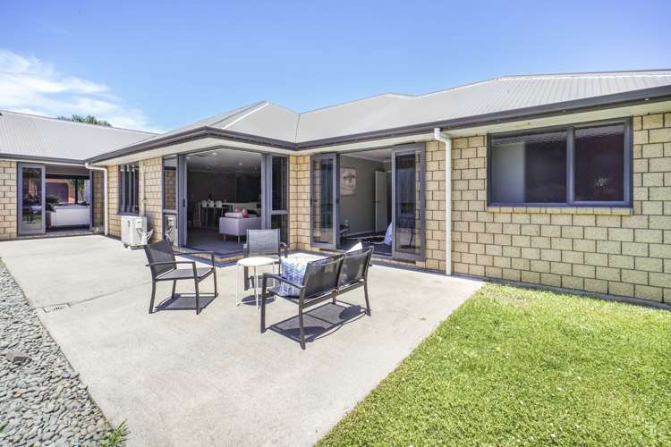 23 Heathfield Avenue Huntington_17