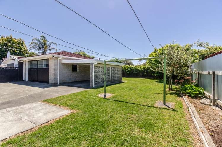 15 Wyatt Avenue Onekawa_14