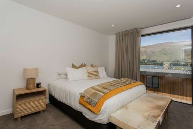 Apt 37 Marina Terrace 65 Lakeside Road_4