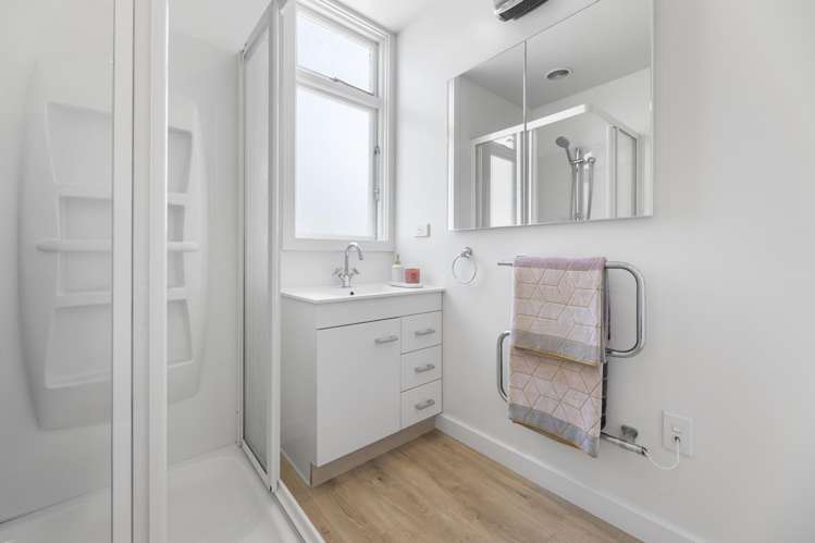 10 Pretoria Avenue Saint Clair_19