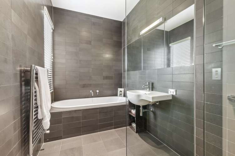 8 Bretby Court Jacks Point_28