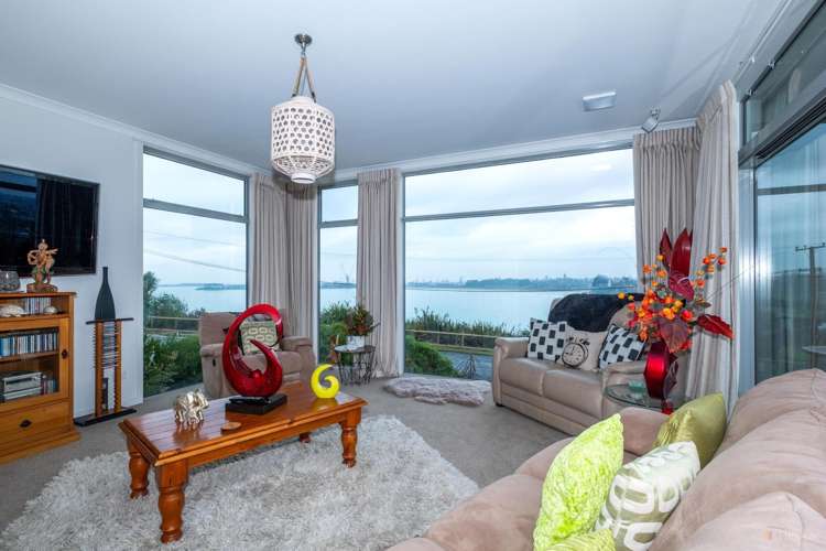 10 Climie Terrace Waimataitai_7