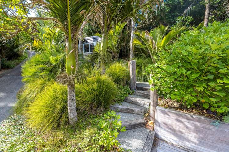 84 Coromandel Road Oneroa_32