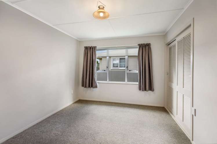 27 Middlesex Street Levin_17