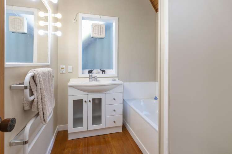 206 Riverlaw Terrace Saint Martins_12