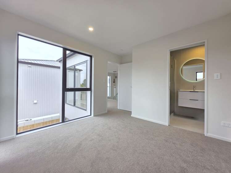 5B Mark Edward Drive Half Moon Bay_17