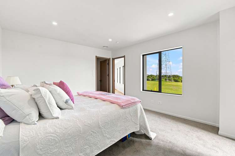 74 Charlestown Drive Flat Bush_11