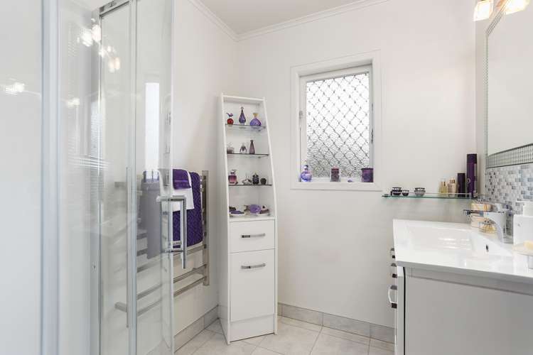 3/7 Edmonton Road Henderson_16