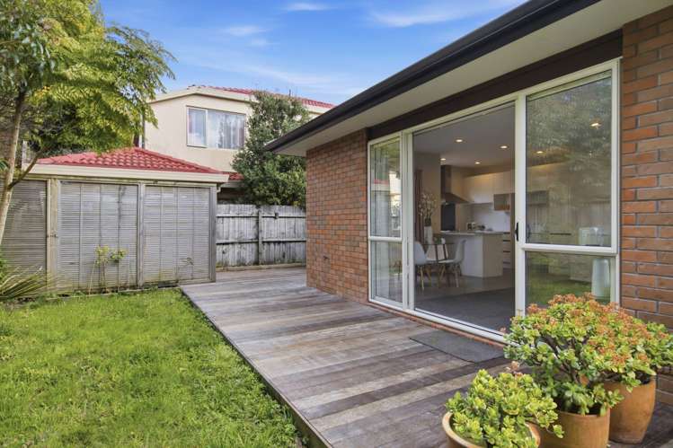 24 Hardley Avenue Mt Roskill_2