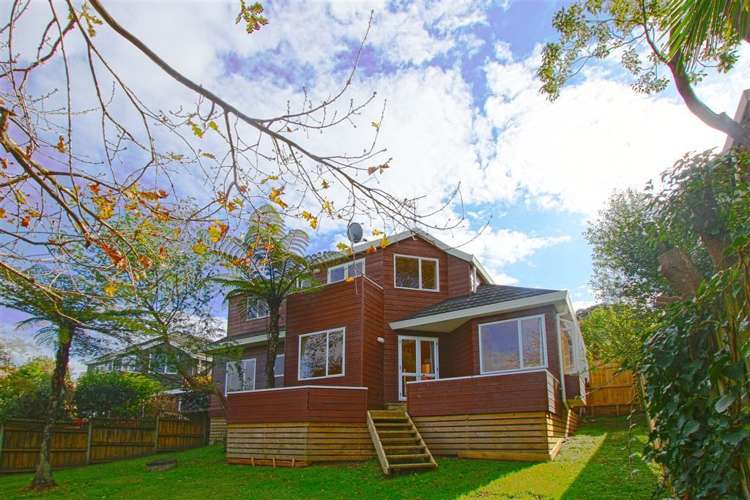 2/418 Beach Road Mairangi Bay_0