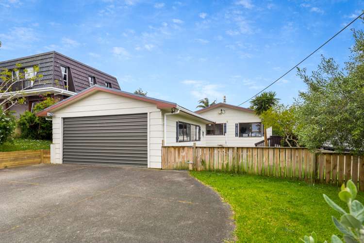 116 Whangaparaoa Road Red Beach_14