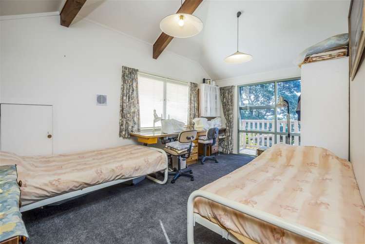 63 Howard Road Orere Point_10