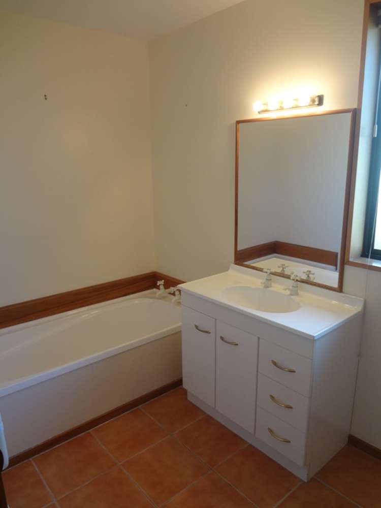 19 Devon Crescent Darfield_11