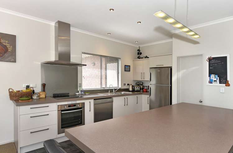 86 Bishopdale Avenue Bishopdale_7