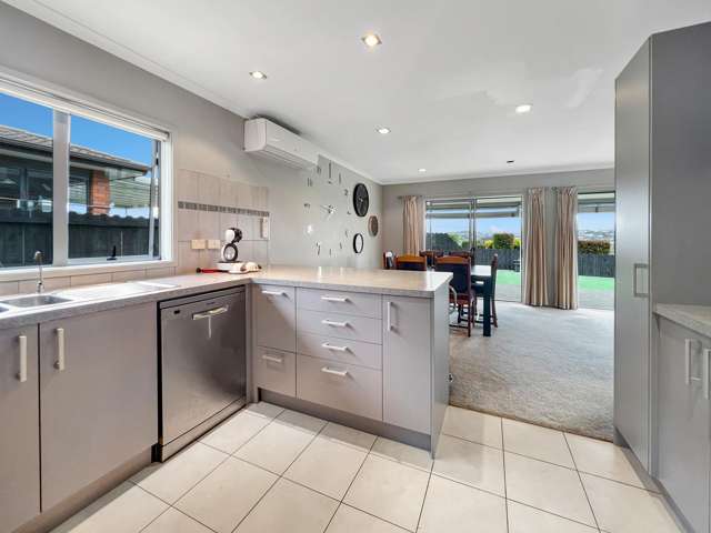 36 Anchorite Way Red Beach_4