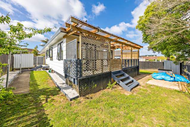 2/15 Leven Lane Totara Heights_2