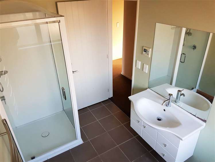 6 Railway Terrace Templeton_9