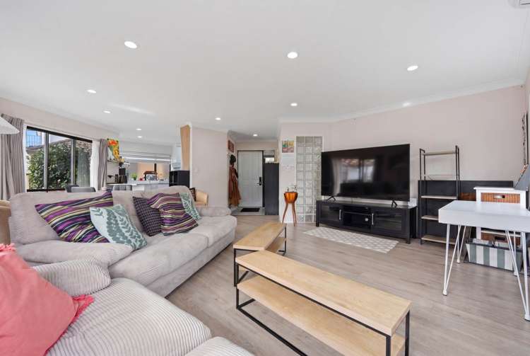 4/96 Elliot Street_3