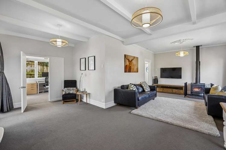 11 Hazel Avenue Caversham_10