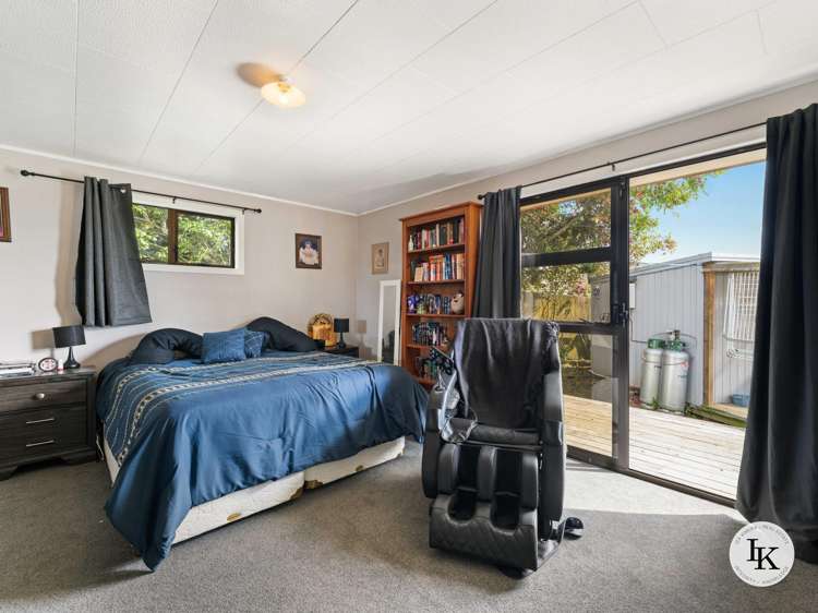 151 Boundary Road Clover Park_12