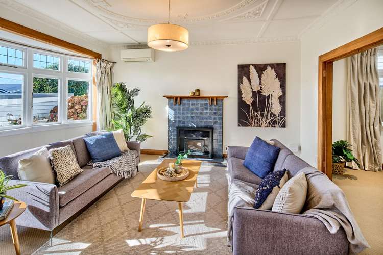 13 Firth Terrace Karori_2