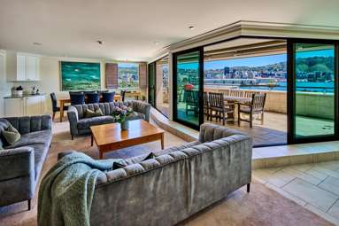 10/166 Oriental Parade_4