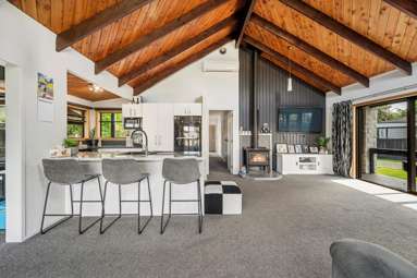 11 Streamdale Place_2