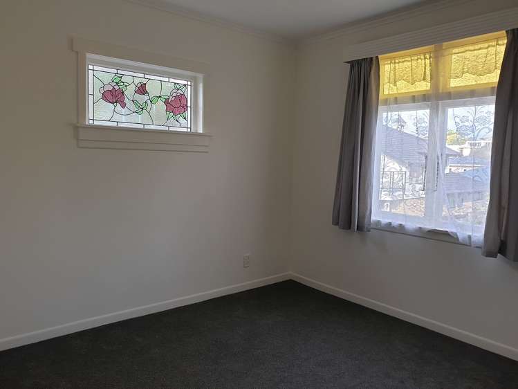 12 May Road Mount Roskill_5