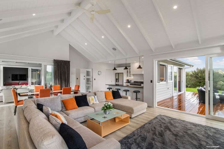 34 Niccone Place Bombay_5