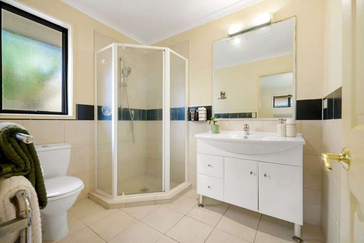 9A Rapaki Place Te Atatu Peninsula_23