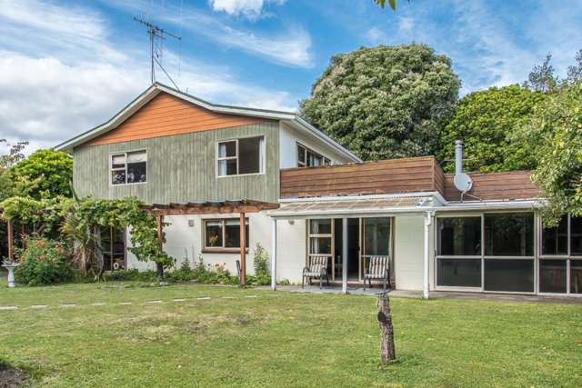 15 Knights Grove Otaki_1