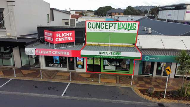 Prime King Street retail with rear parking