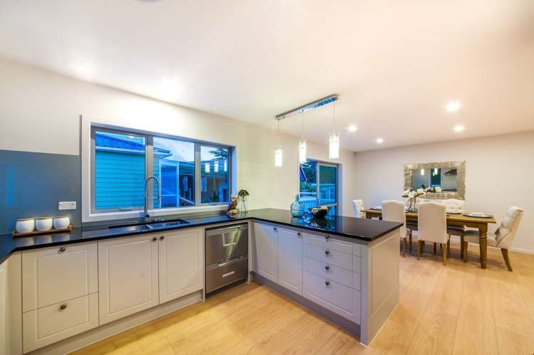 18 Lorraine Avenue Mount Albert_17