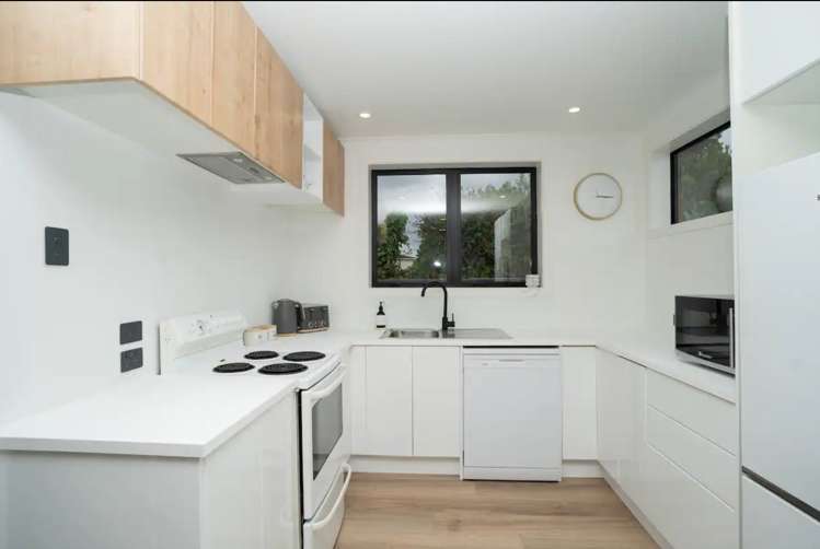 47b Barrett Street Westown_8