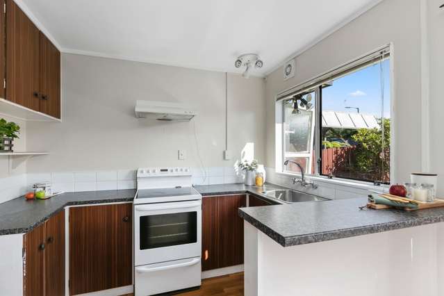 68 Cunliffe Street Churton Park_3