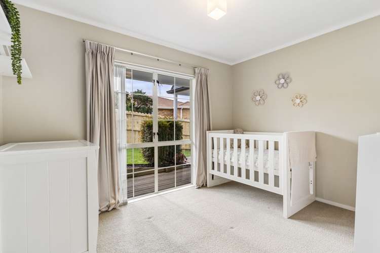 57 Gosford Drive Botany Downs_25