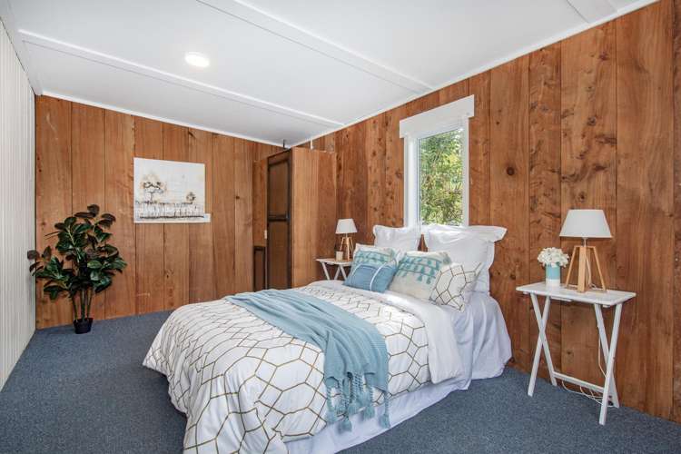 54 Clark Road Te Kamo_17