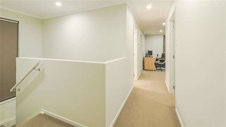 3 Hirimate Place Flat Bush_10