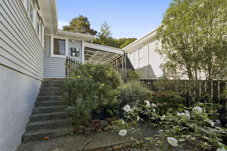 21 Pencarrow Crescent Wainuiomata_21