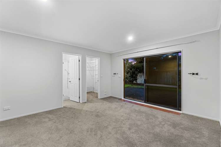 11 Edenpark Drive Rototuna North_8