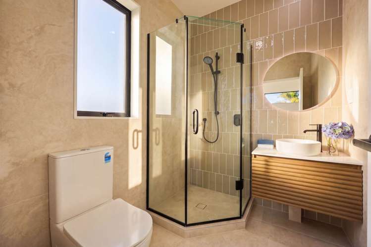 13C Meadway Sunnyhills_19