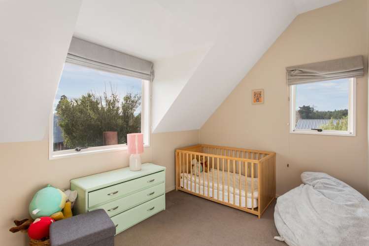 1/19 Waitikiri Drive Parklands_9