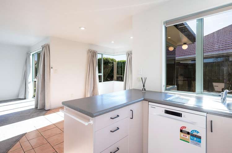 85 Kingsford Drive Stoke_6