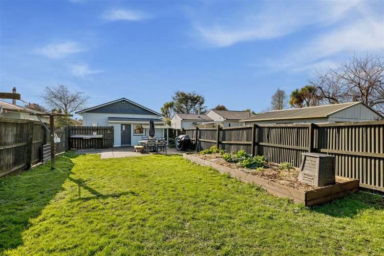 18 Tabart Street Woolston_17