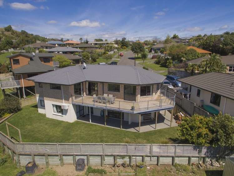 25 Hawk Place Welcome Bay_12