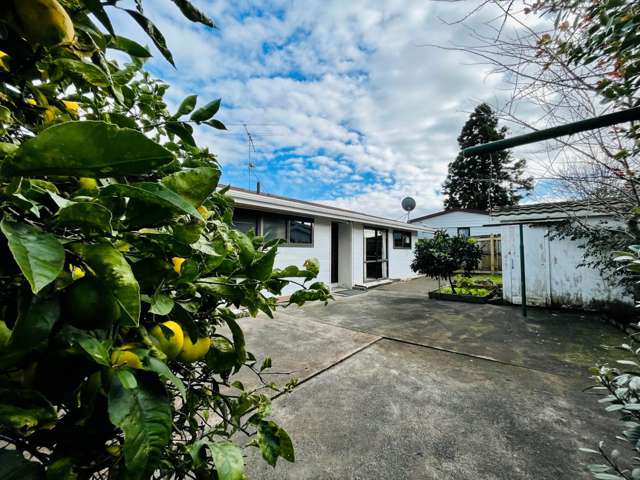 6 Chantal Place Red Hill_1