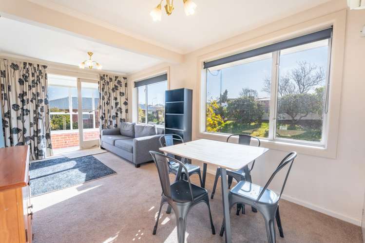 24 Hill View Crescent Highfield_11